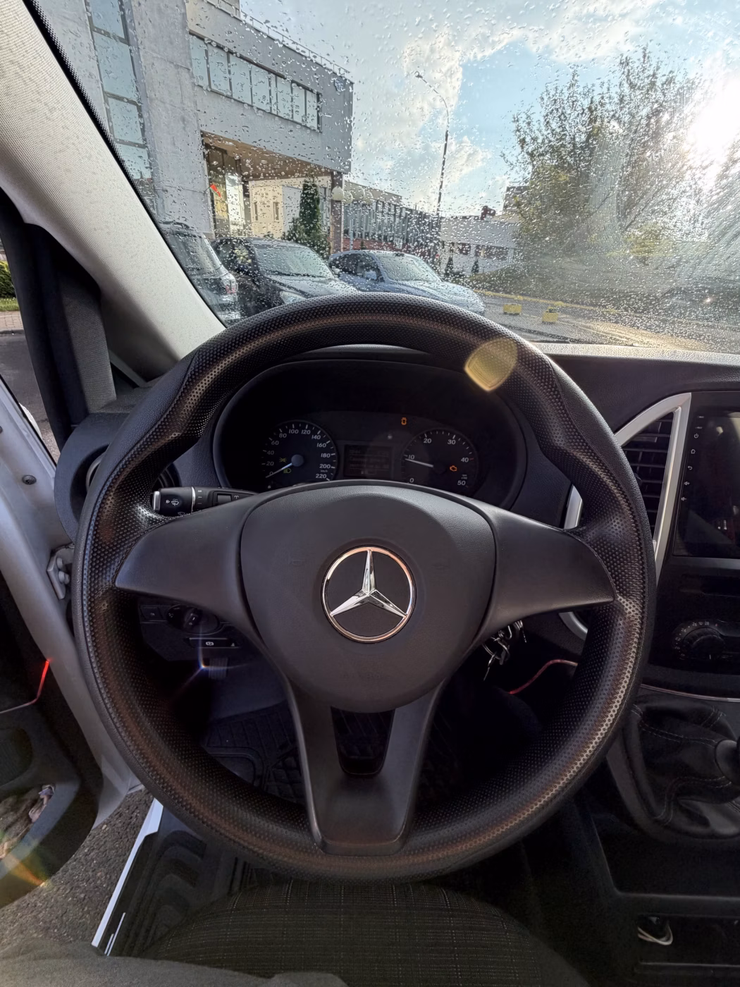 Mercedes-Benz Vito фото 18