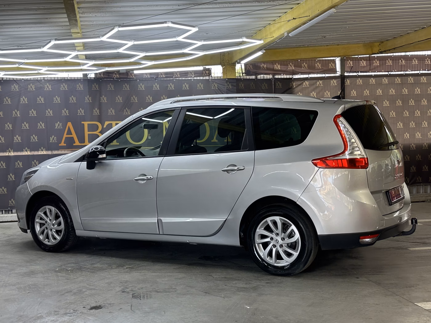 Renault Grand Scenic фото 7