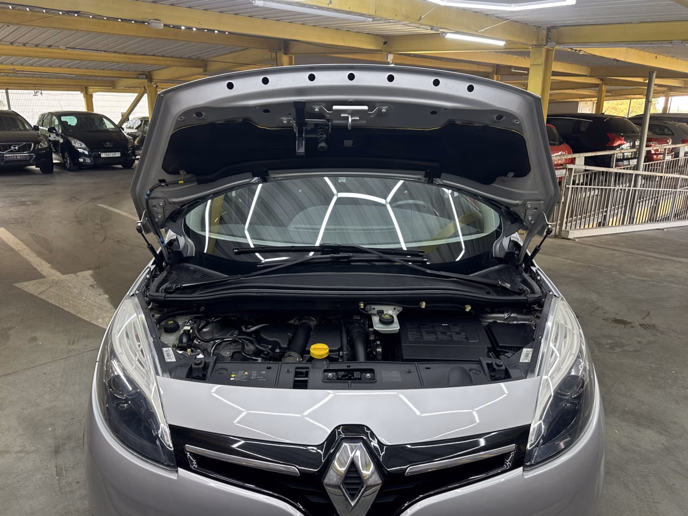 Renault Grand Scenic фото 30