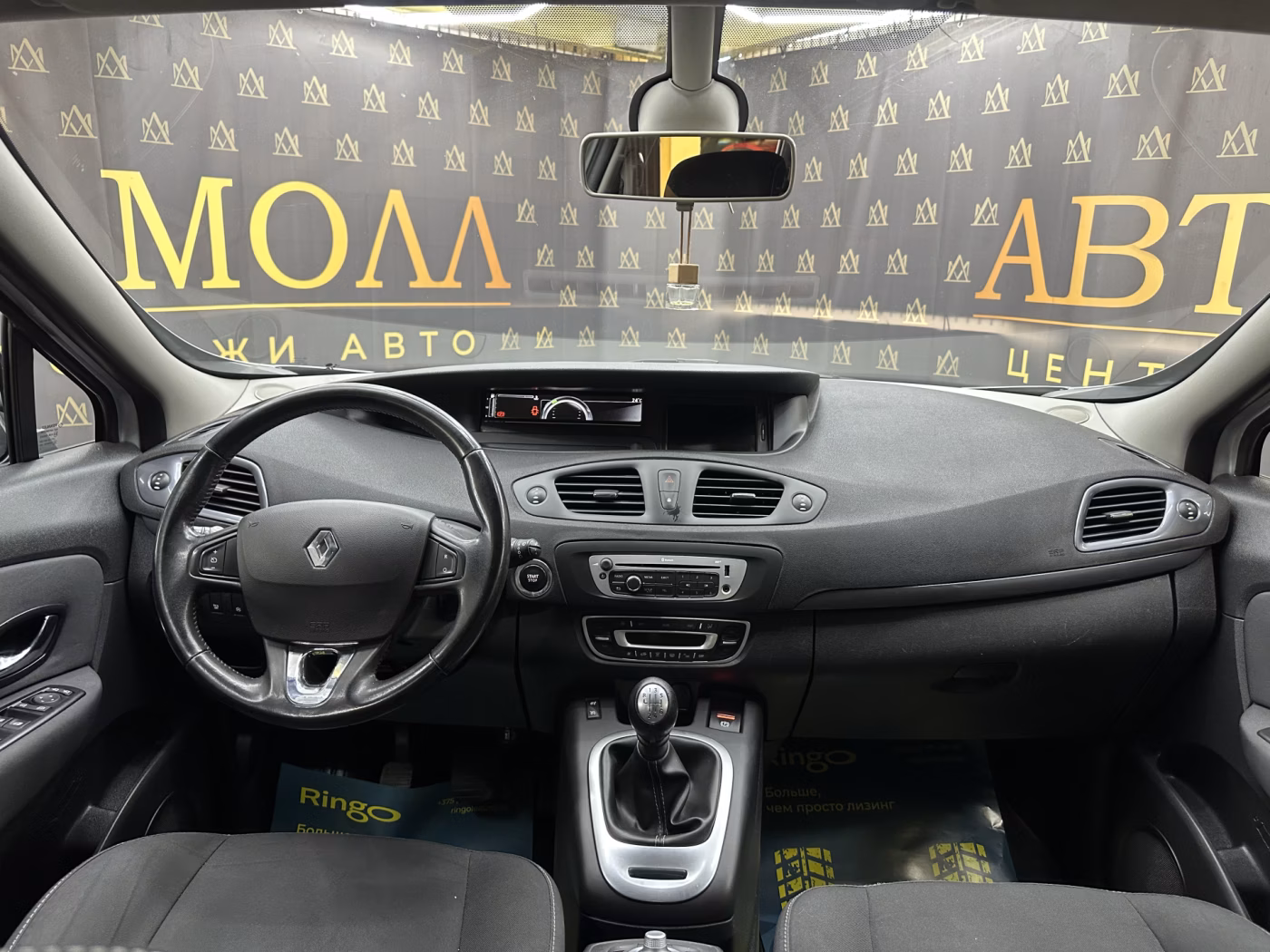 Renault Grand Scenic фото 10