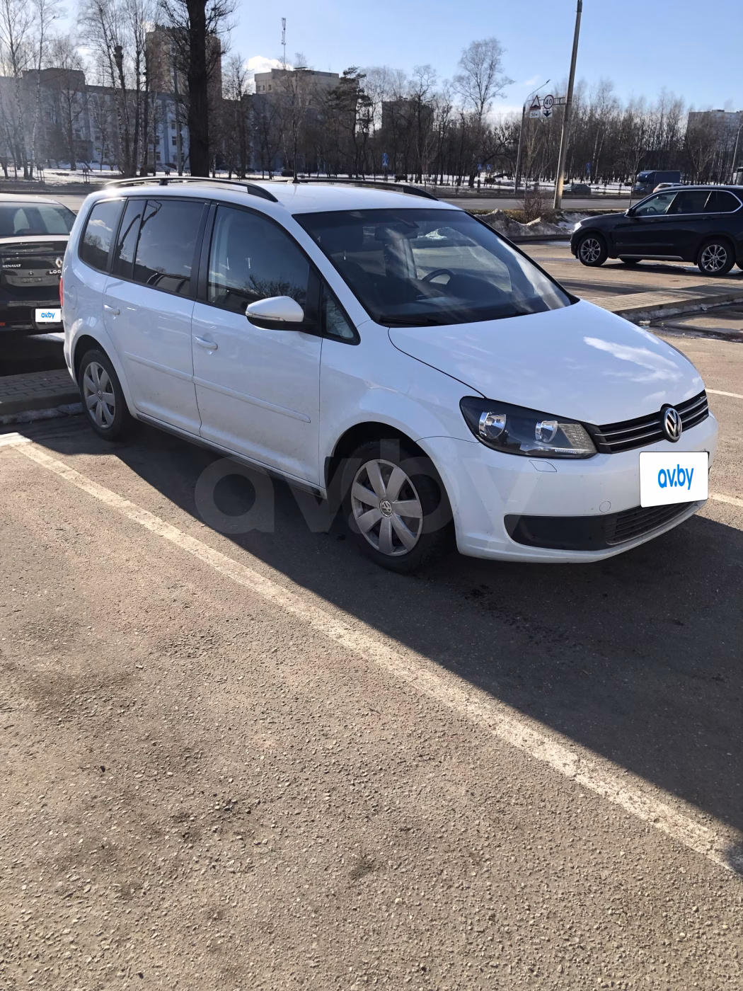 Volkswagen Touran фото 7