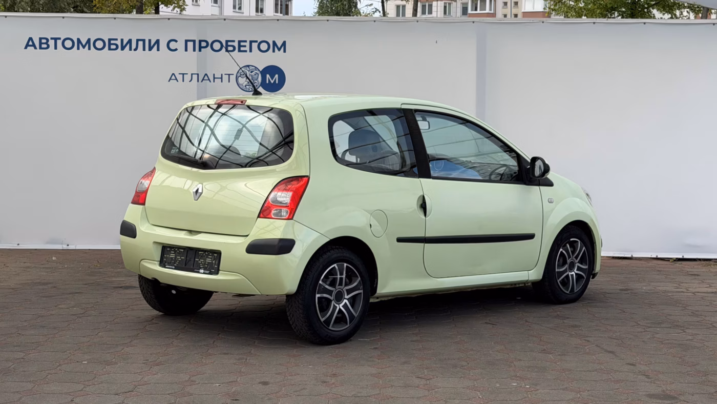 Renault Twingo фото 6