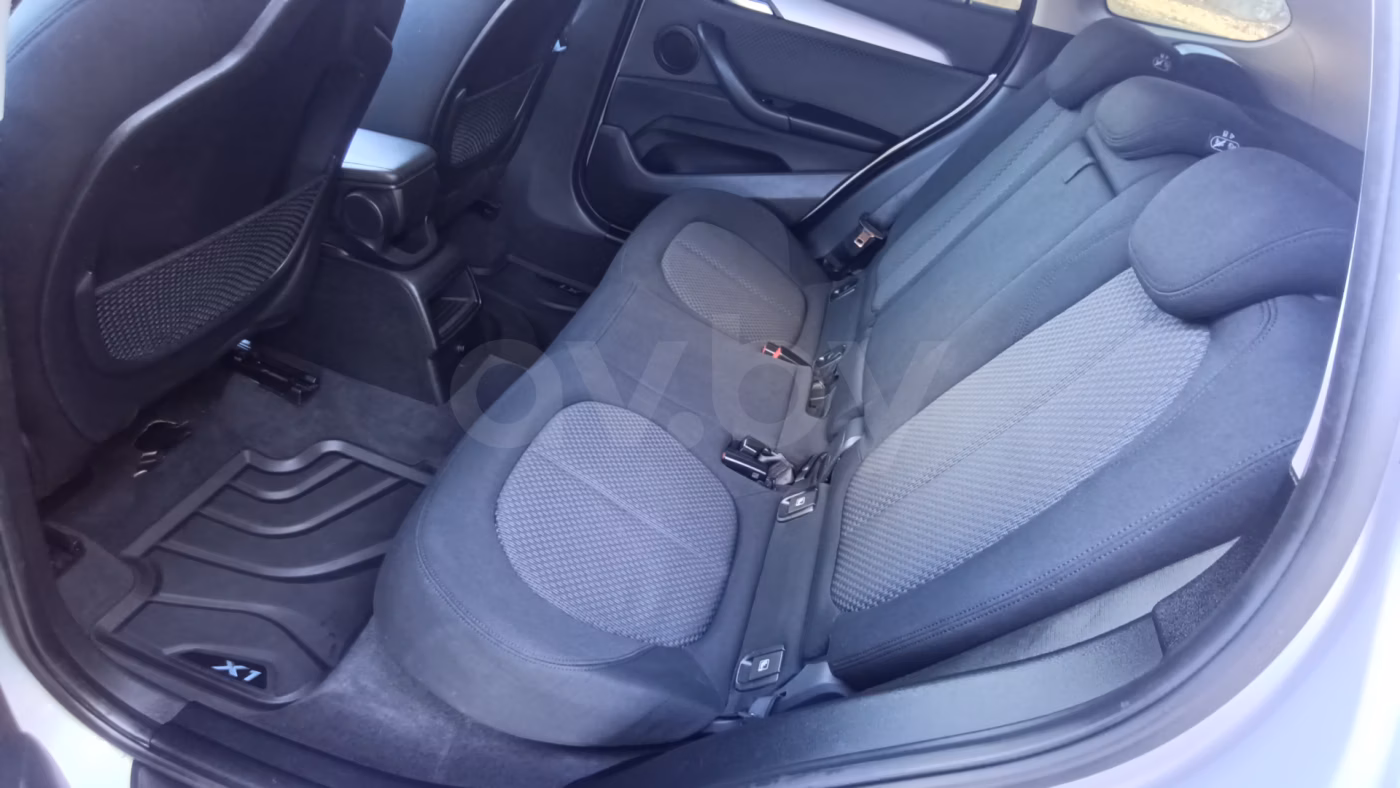 BMW X1 фото 14