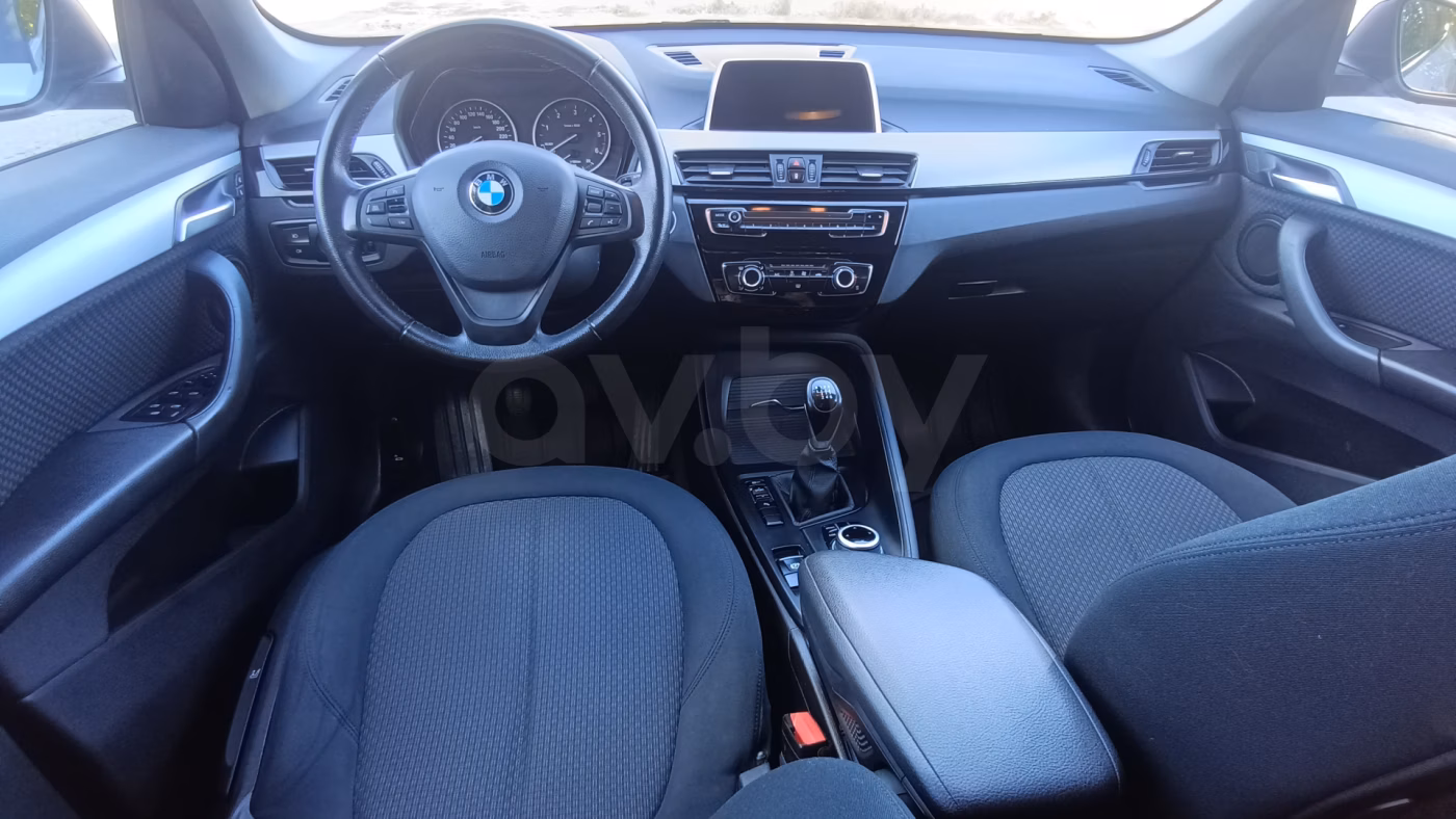 BMW X1 фото 10