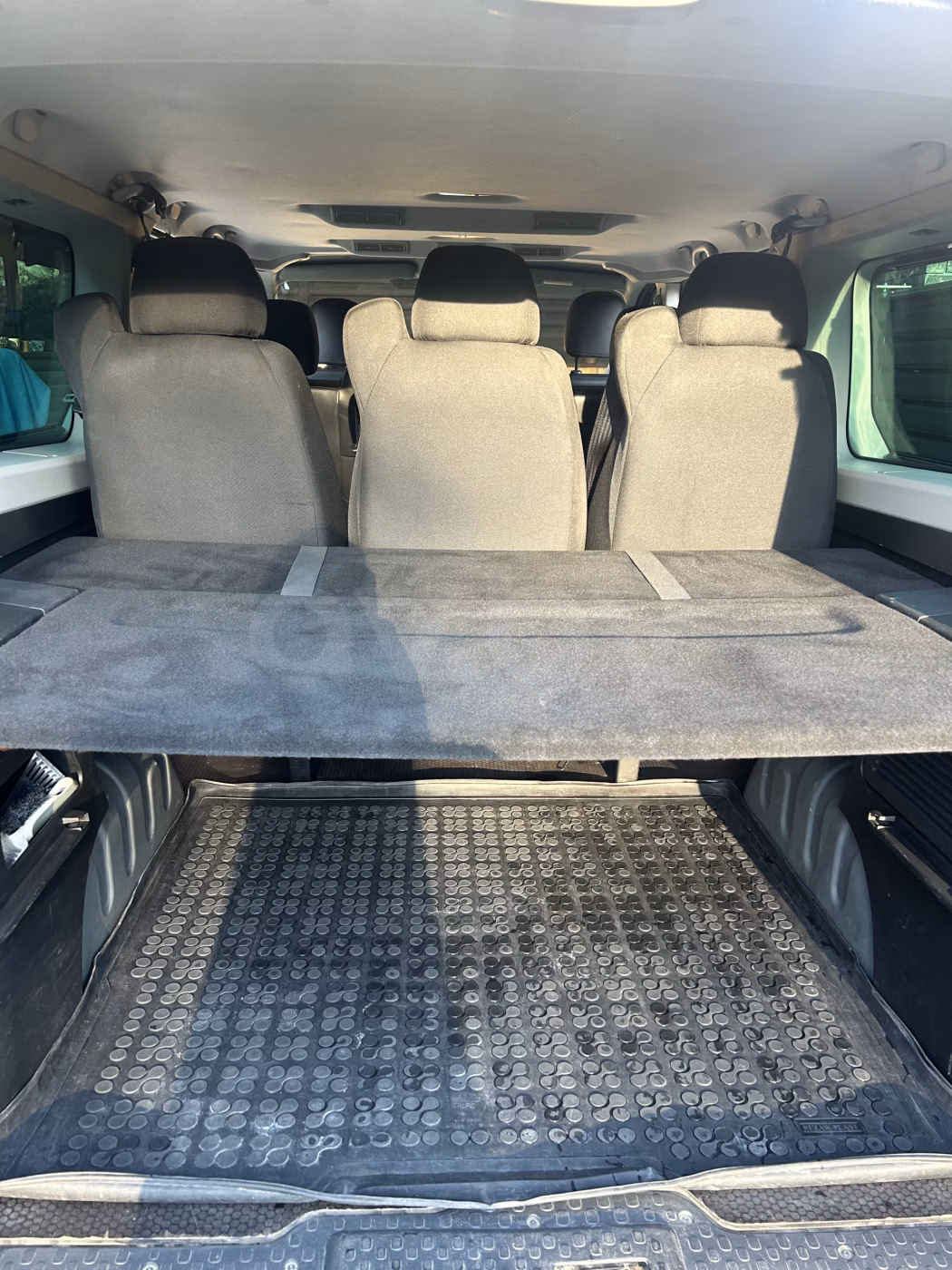 Opel Vivaro фото 17