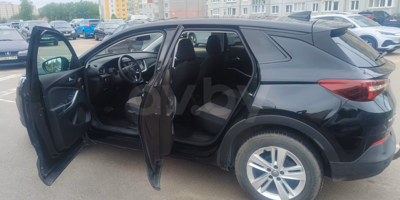 Opel Grandland X фото 10