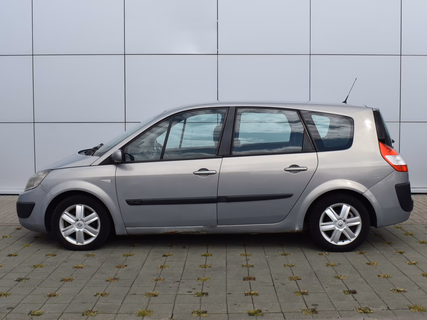 Renault Grand Scenic фото 8