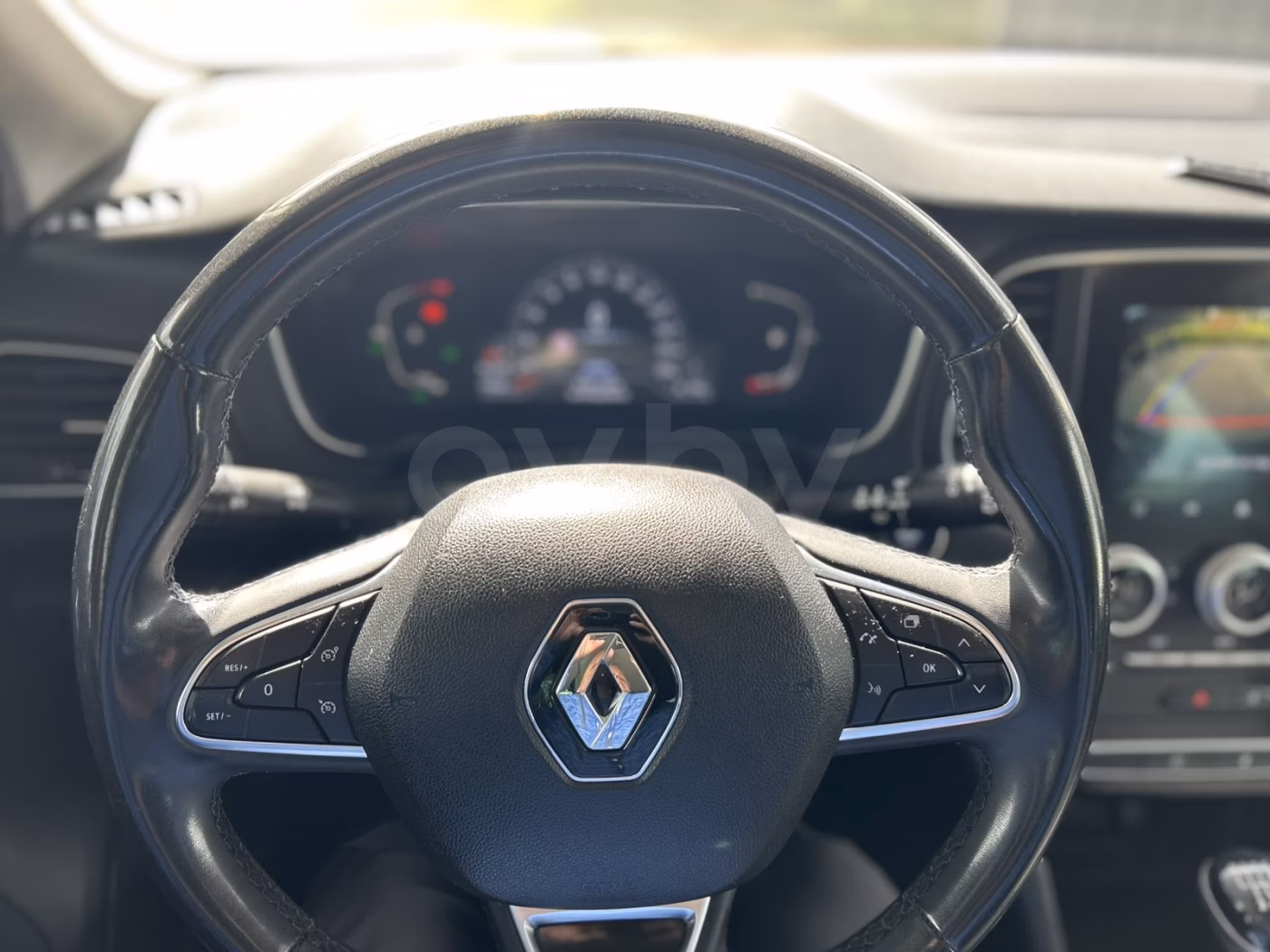 Renault Megane фото 11