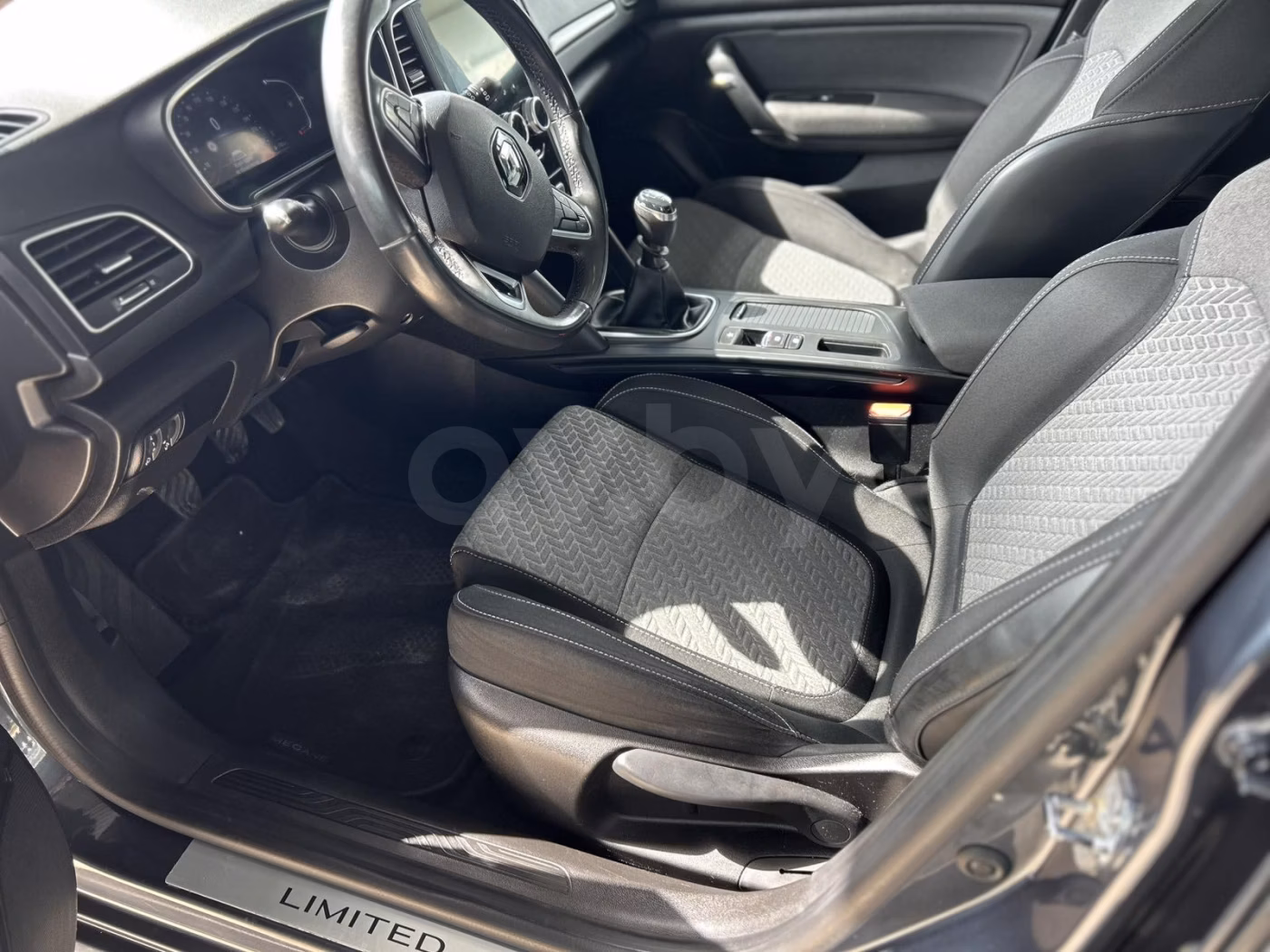 Renault Megane фото 13