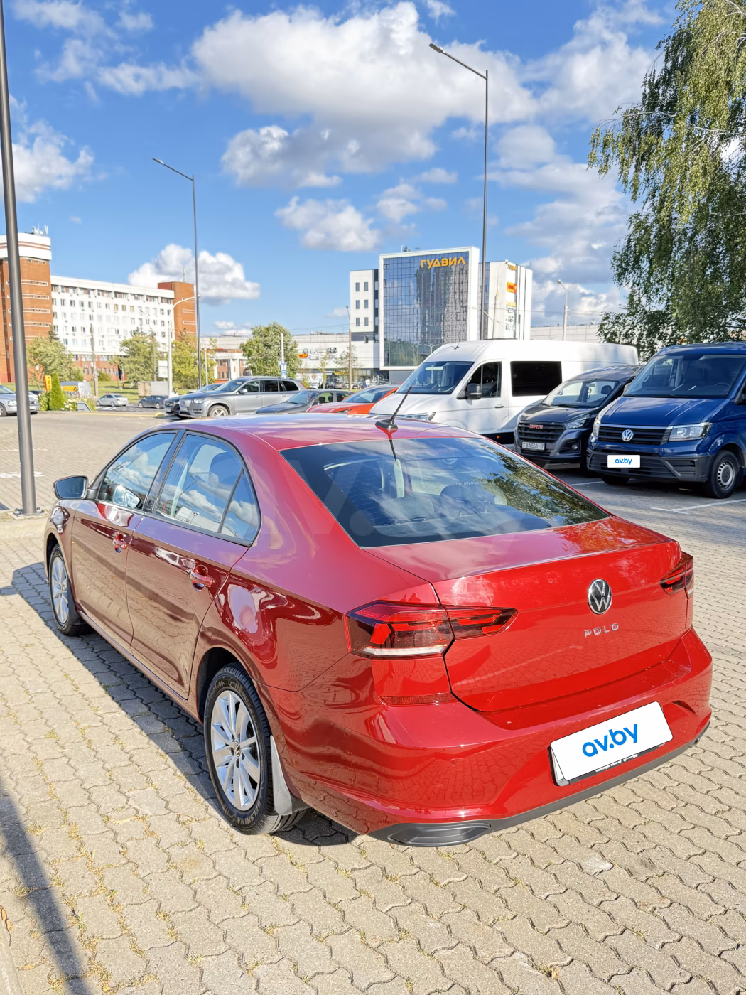 Volkswagen Polo Sedan фото 3