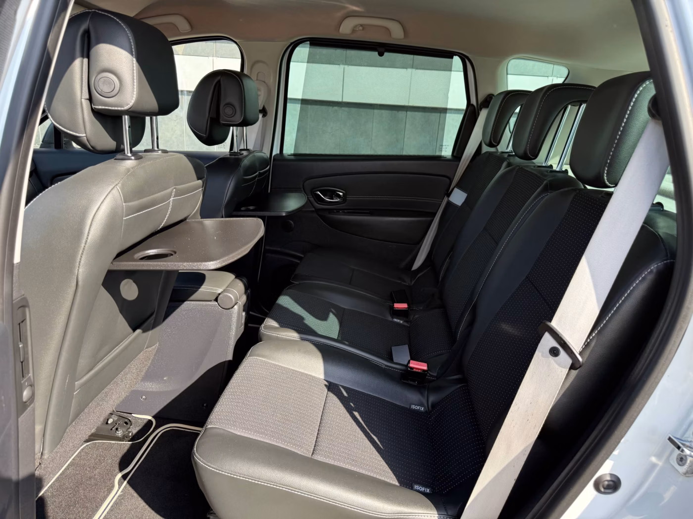 Renault Scenic фото 16
