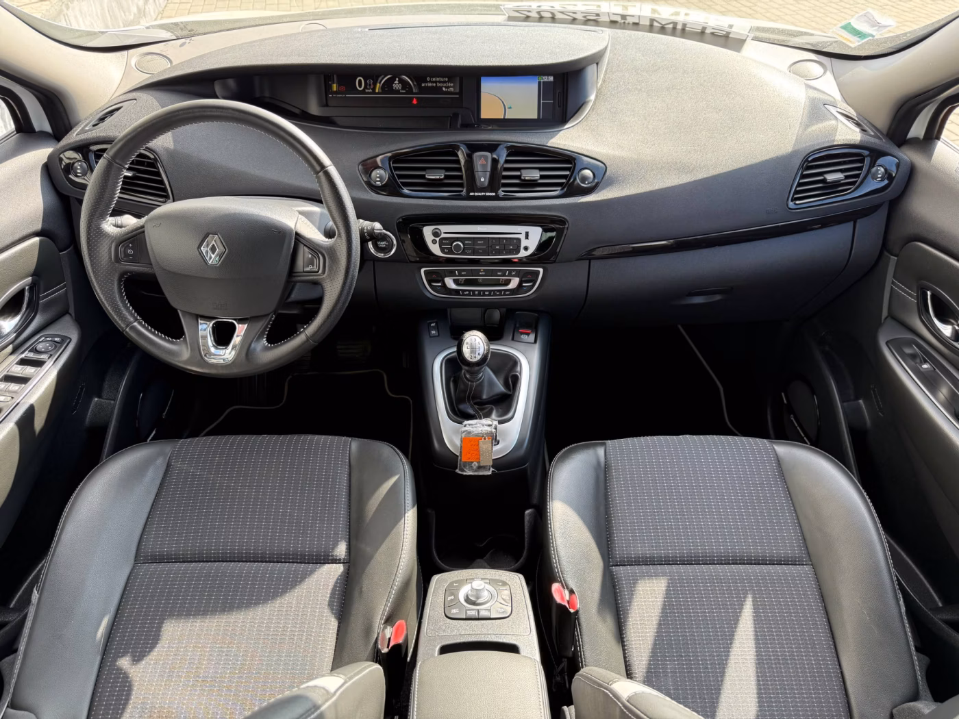 Renault Scenic фото 10