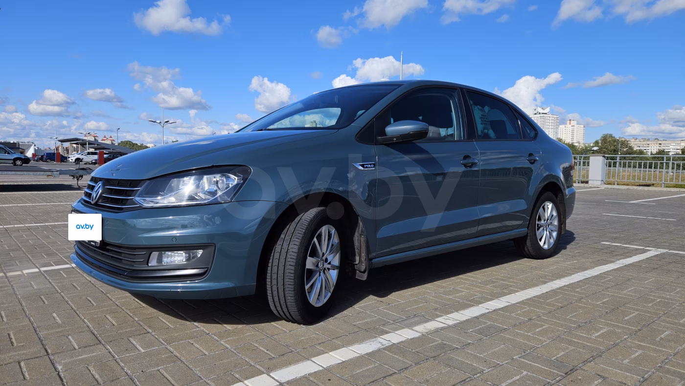 Volkswagen Polo Sedan фото 4
