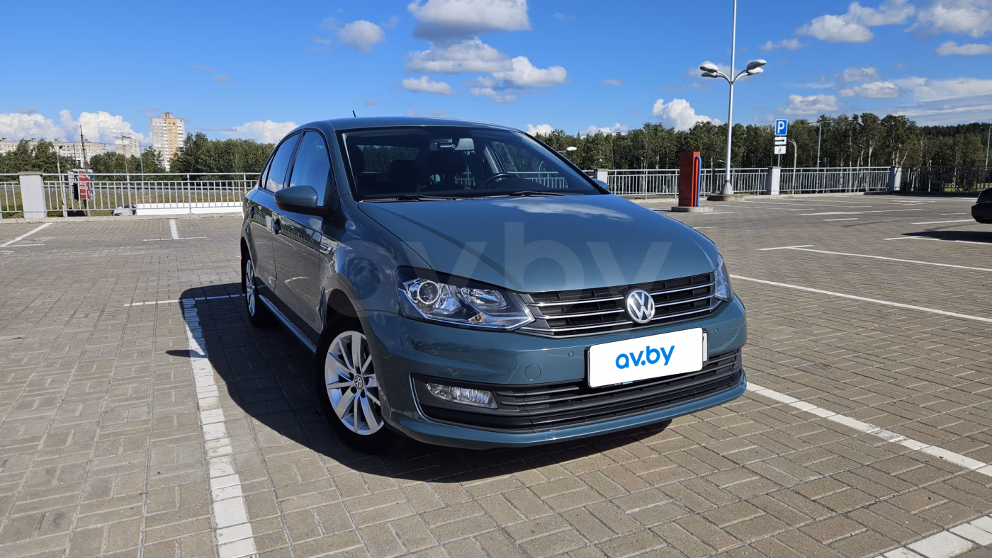 Volkswagen Polo Sedan