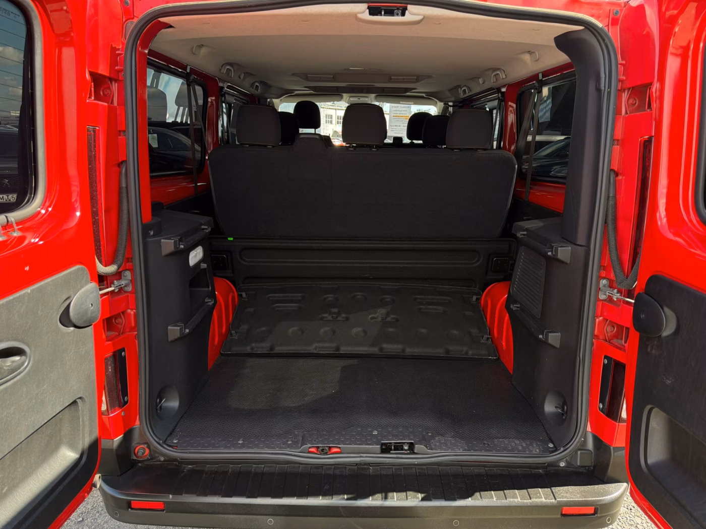 Renault Trafic фото 9