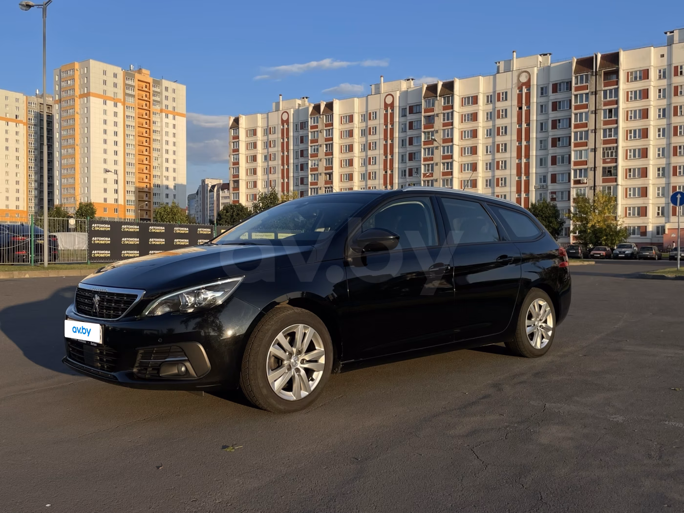 Peugeot 308 фото 3