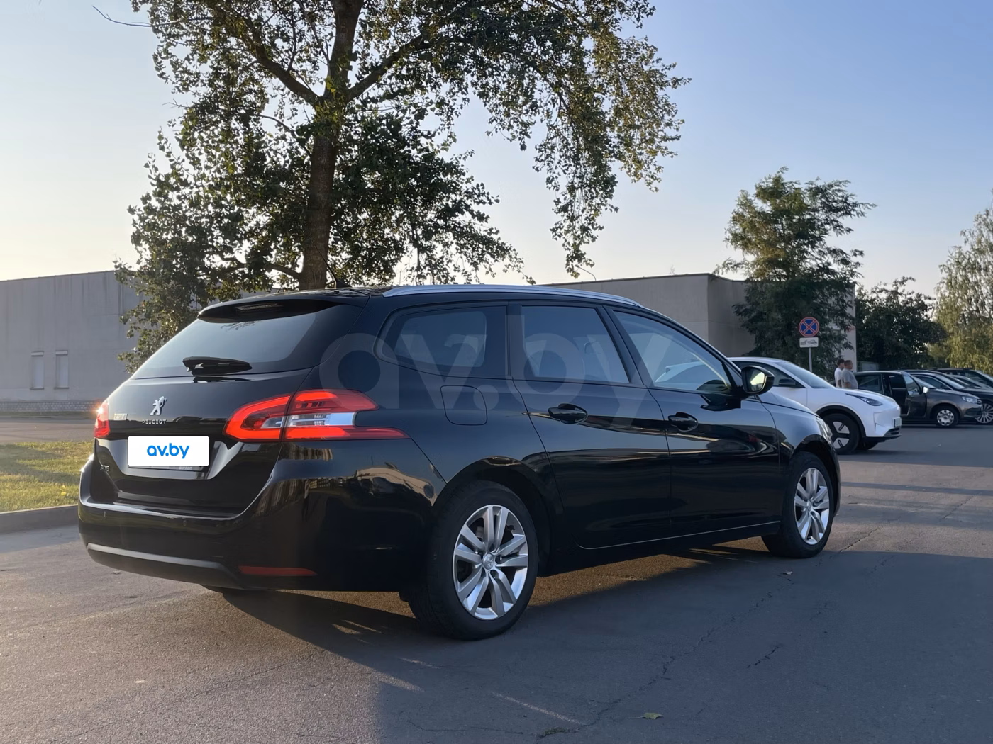 Peugeot 308 фото 7