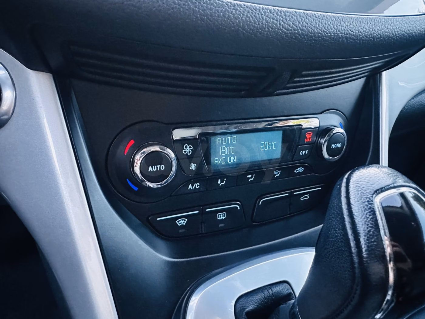 Ford C-MAX фото 16