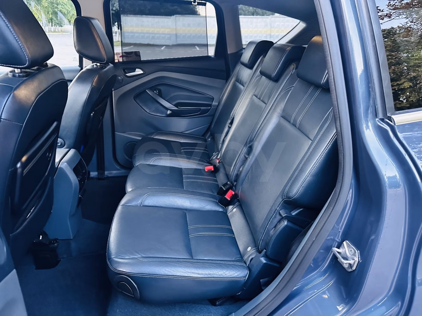Ford C-MAX фото 14