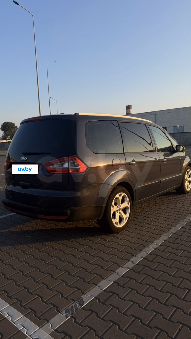 Ford Galaxy фото 15