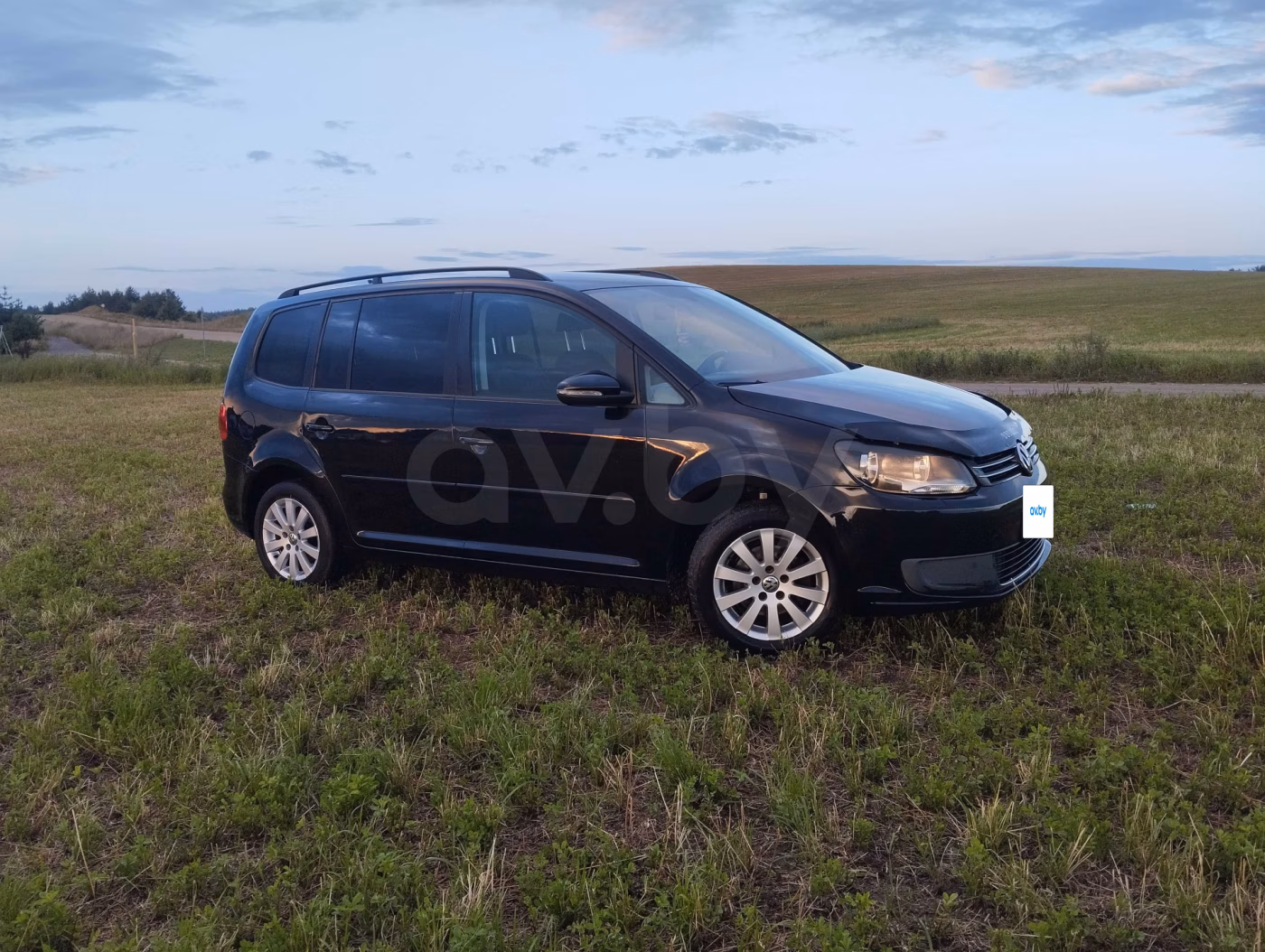 Volkswagen Touran фото 9