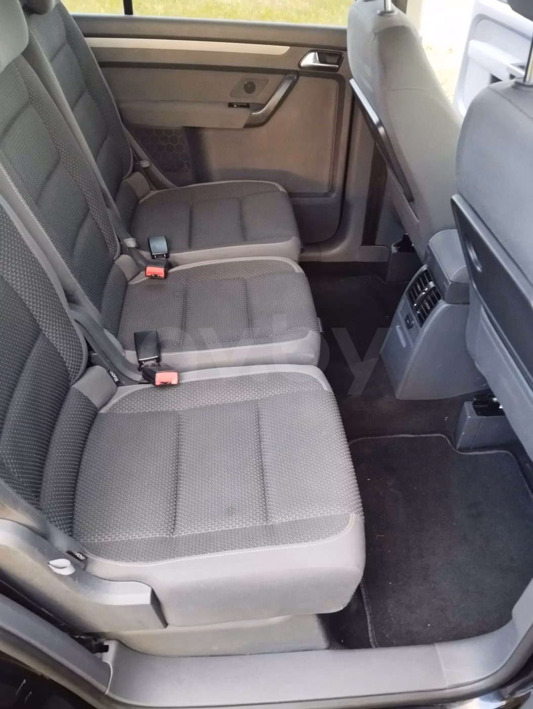 Volkswagen Touran фото 14