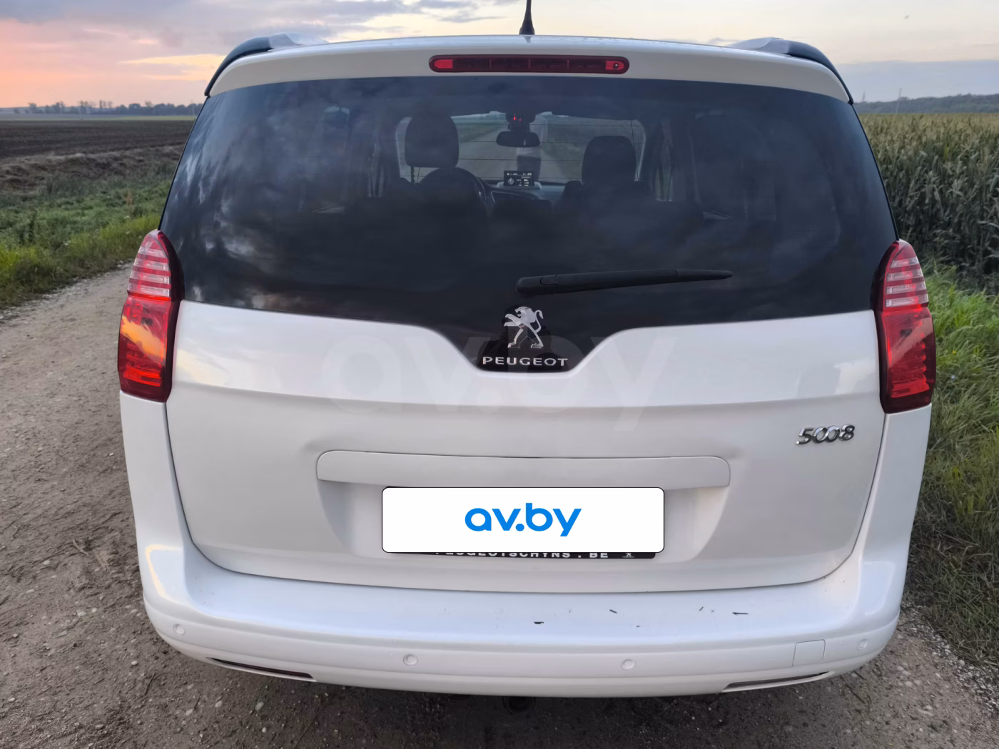 Peugeot 5008 фото 11