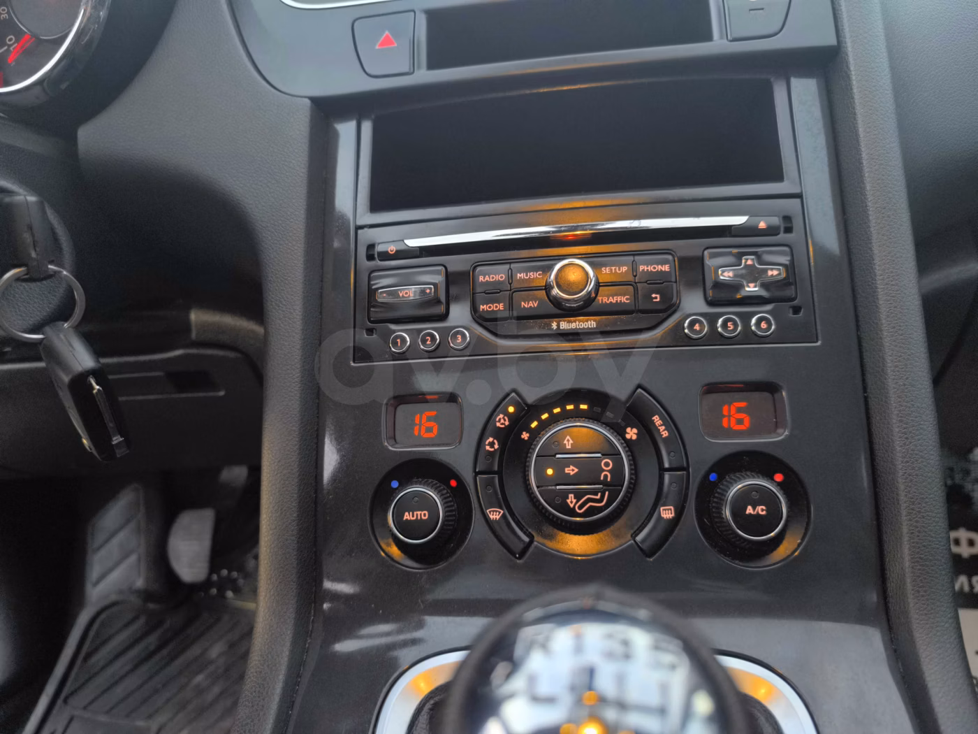 Peugeot 5008 фото 19