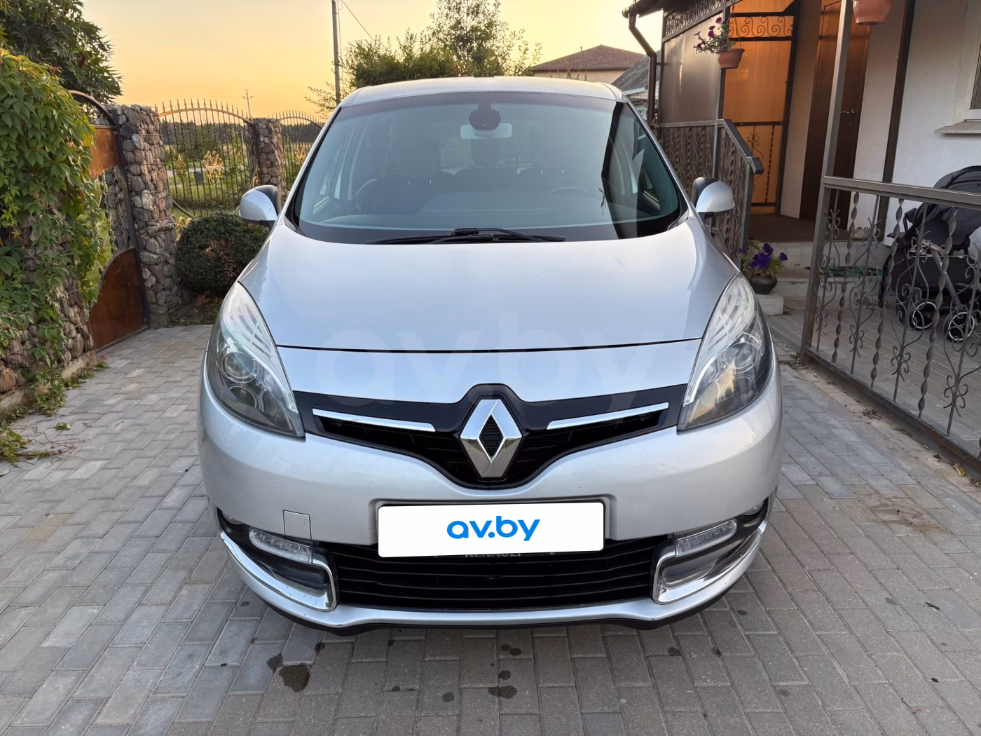 Renault Grand Scenic фото 2