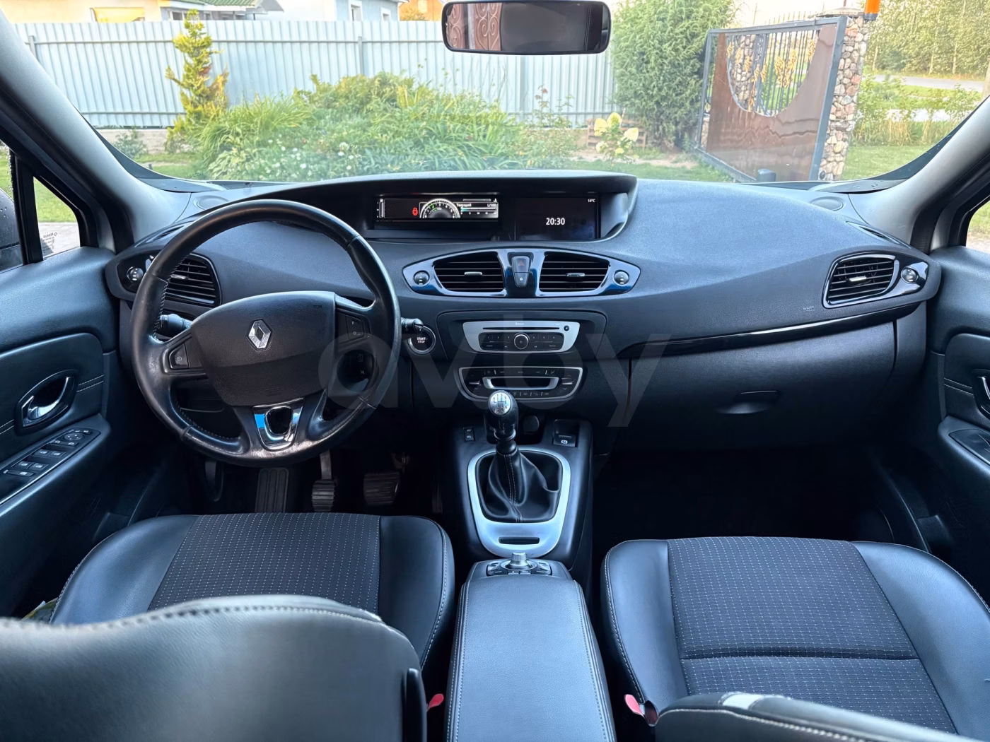 Renault Grand Scenic фото 7