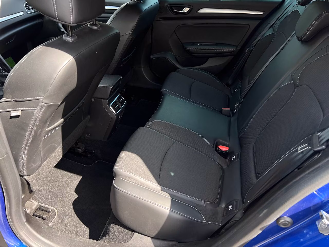 Renault Megane фото 10