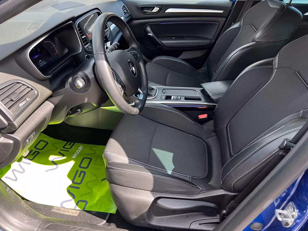 Renault Megane фото 8