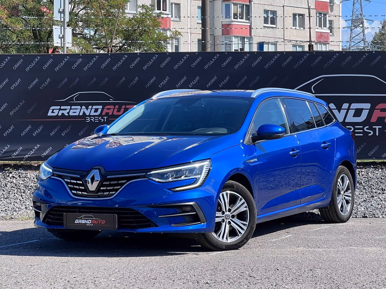 Renault Megane фото 2