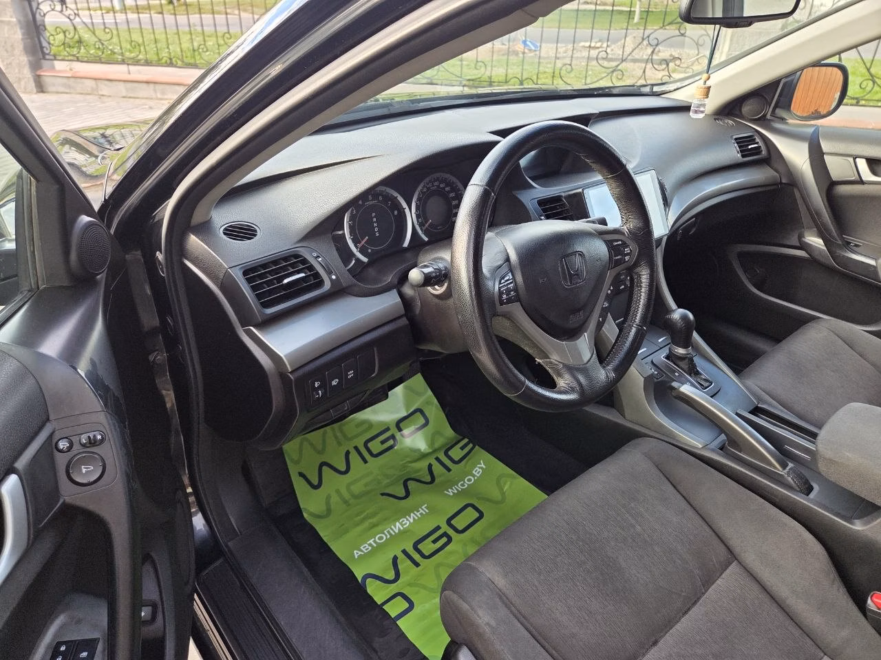 Honda Accord фото 9