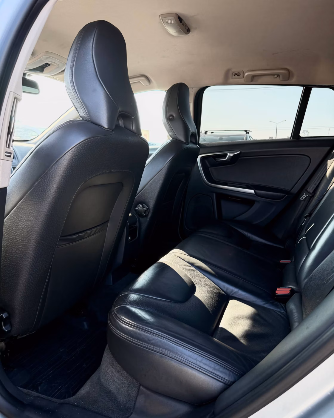 Volvo V60 фото 12