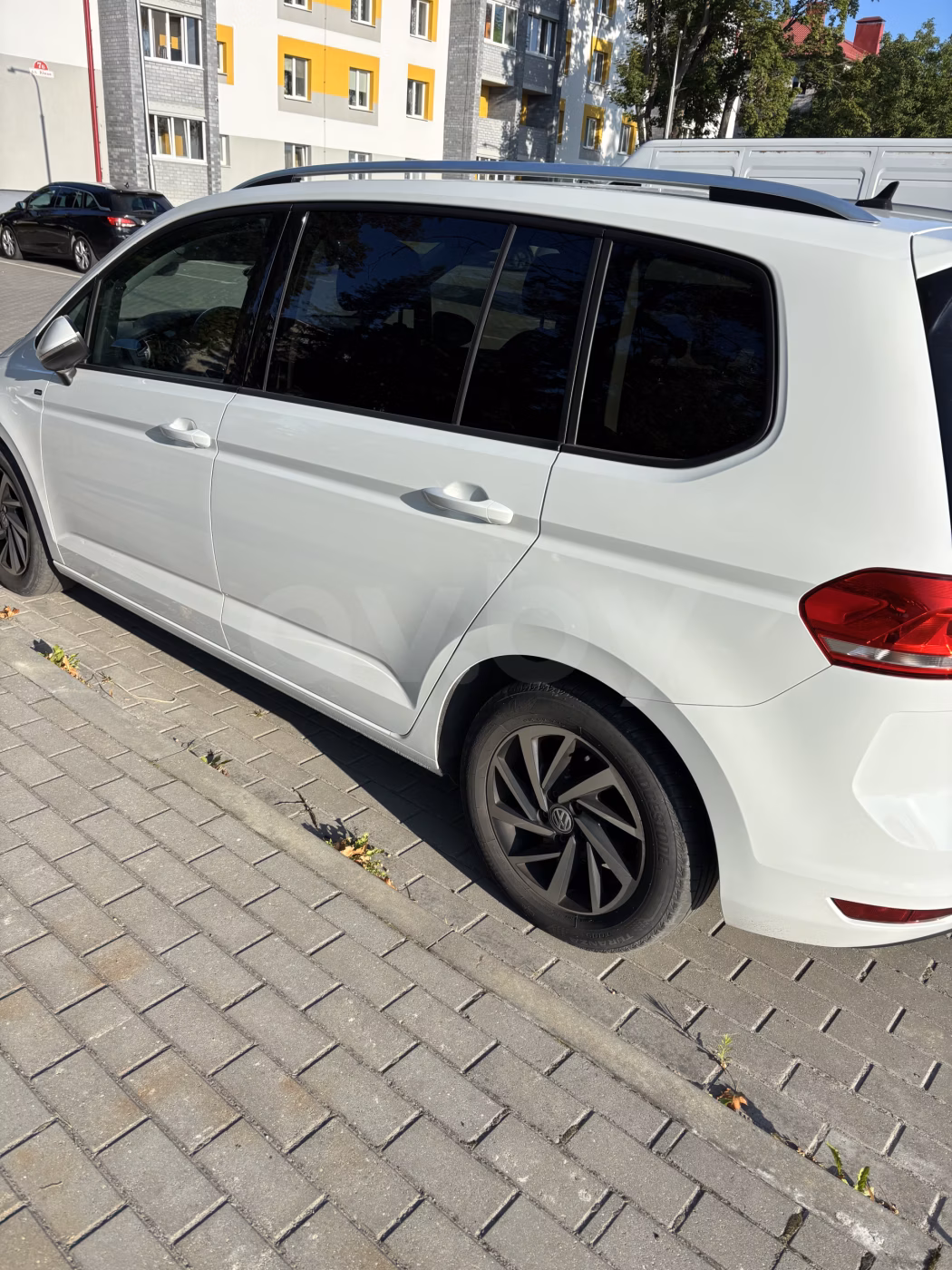 Volkswagen Touran фото 3