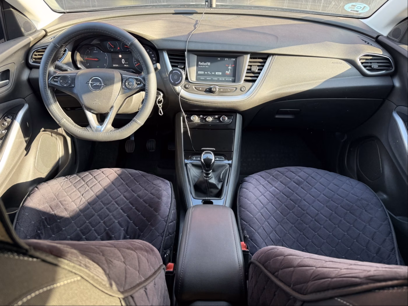 Opel Grandland X фото 8