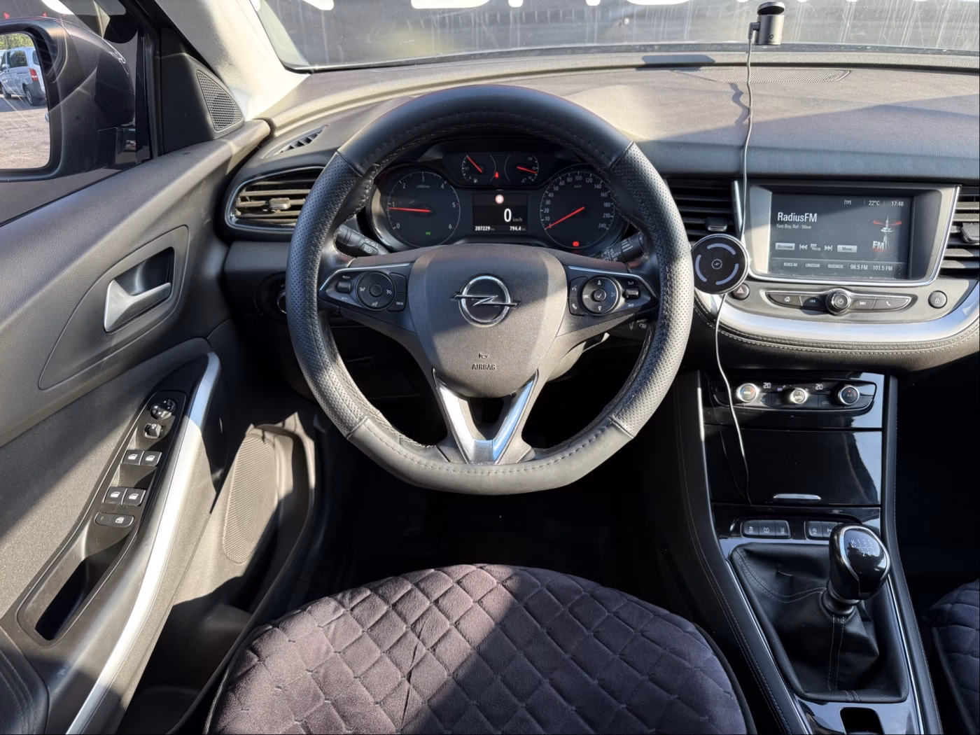 Opel Grandland X фото 10