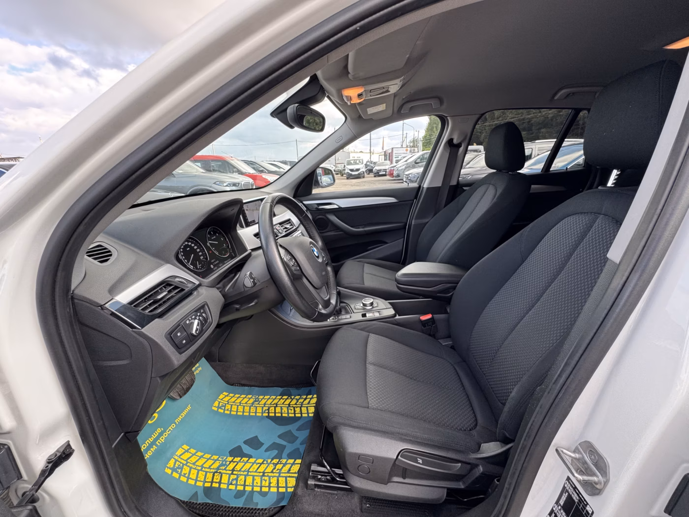 BMW X1 фото 11