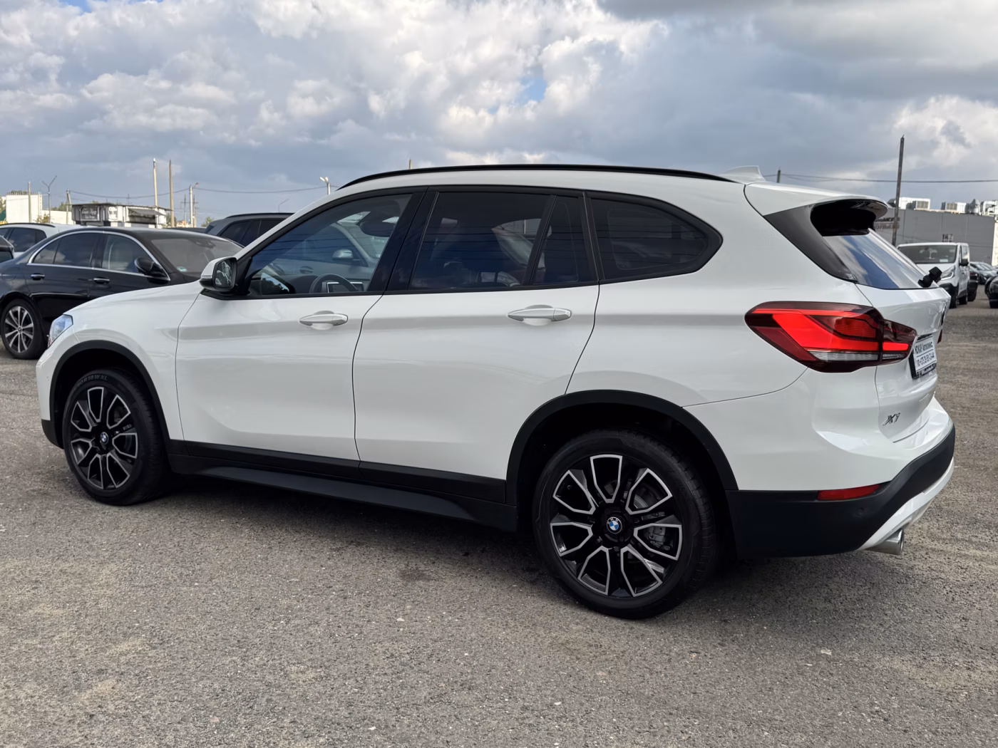 BMW X1 фото 7
