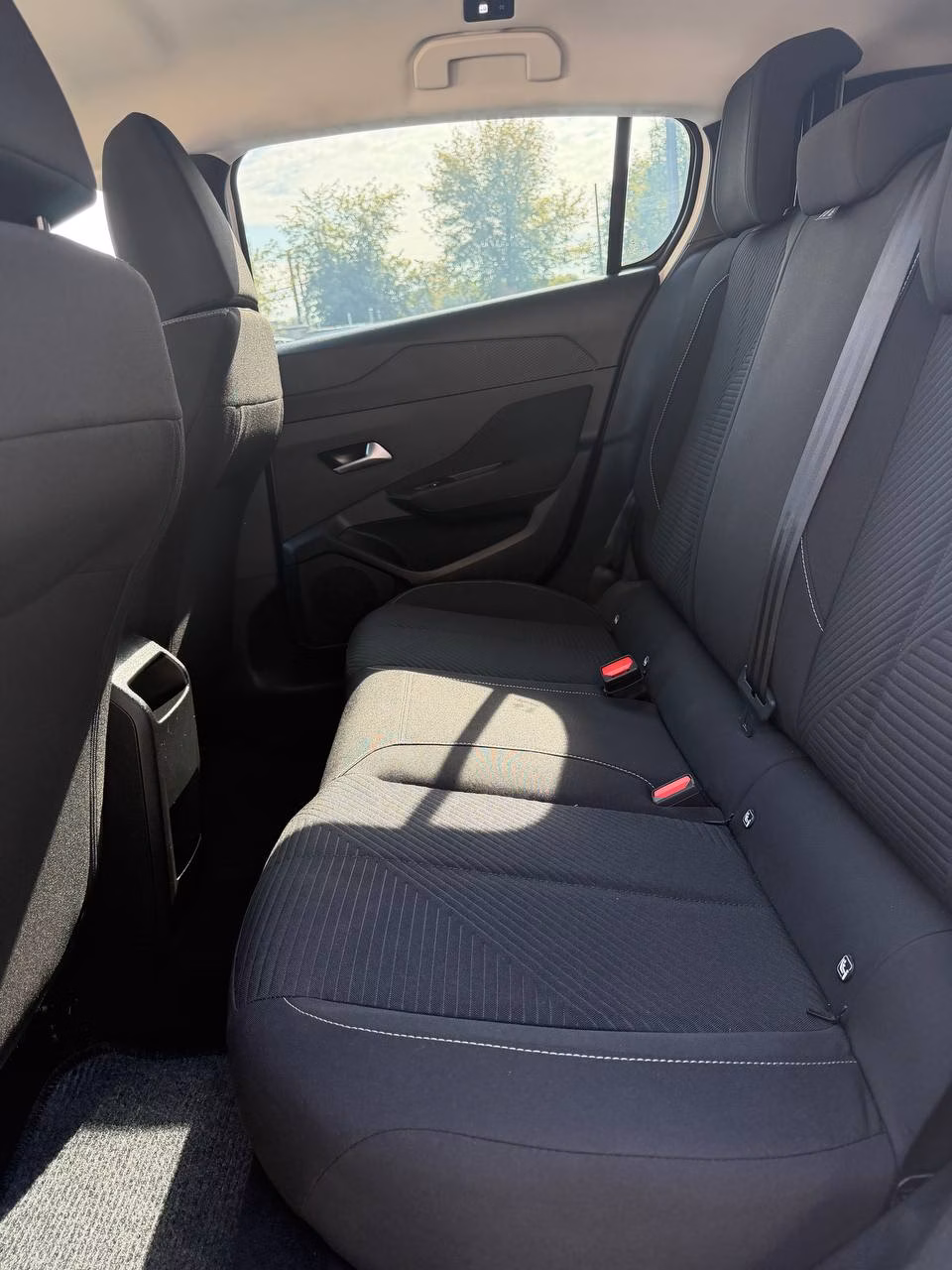 Peugeot 308 фото 11