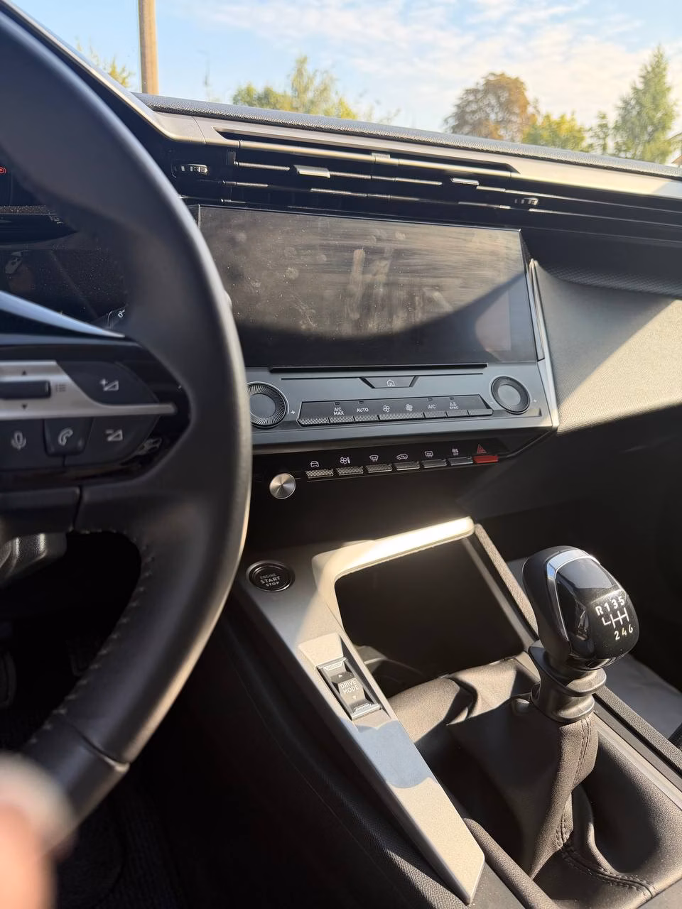 Peugeot 308 фото 15