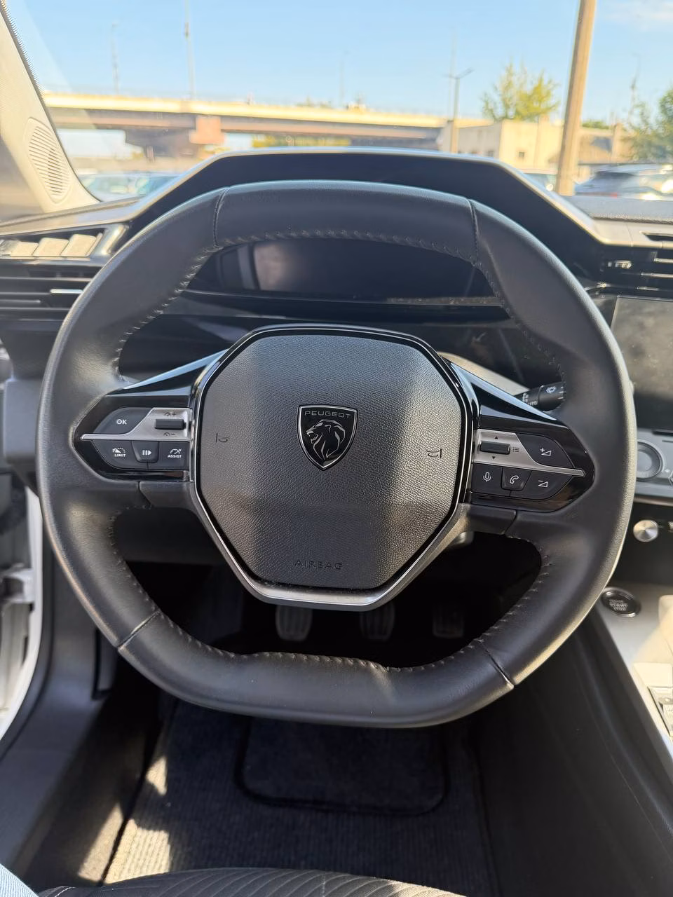 Peugeot 308 фото 16