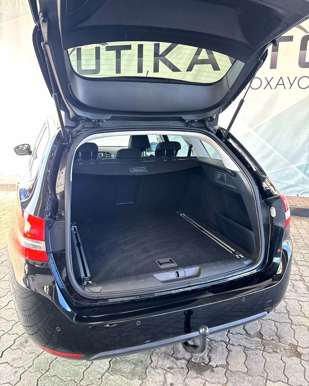 Peugeot 308 фото 14