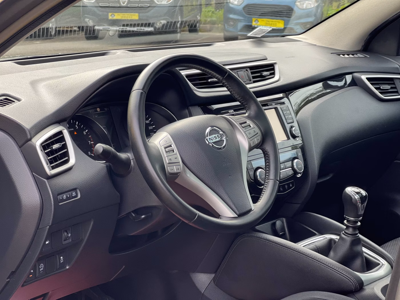 Nissan Qashqai фото 11