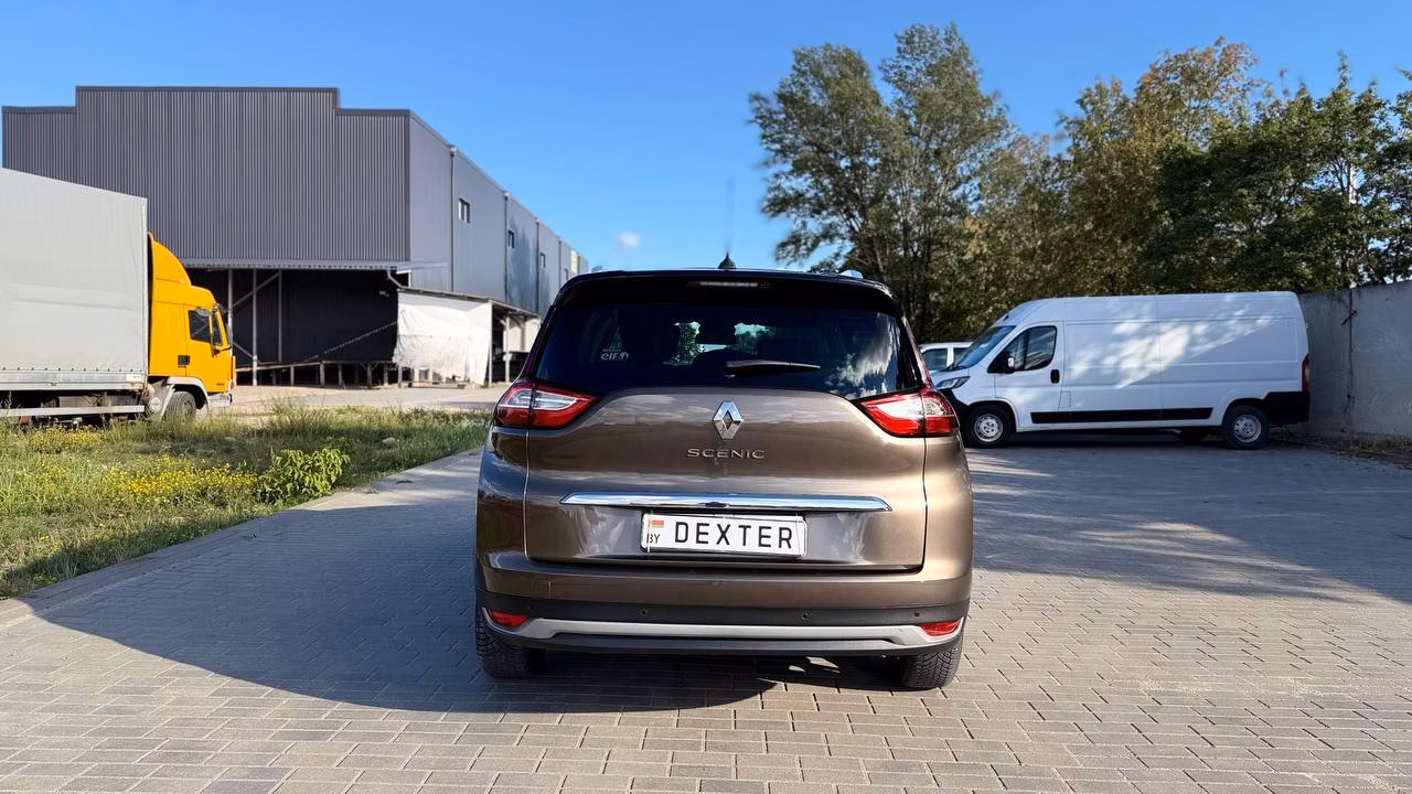 Renault Grand Scenic фото 7