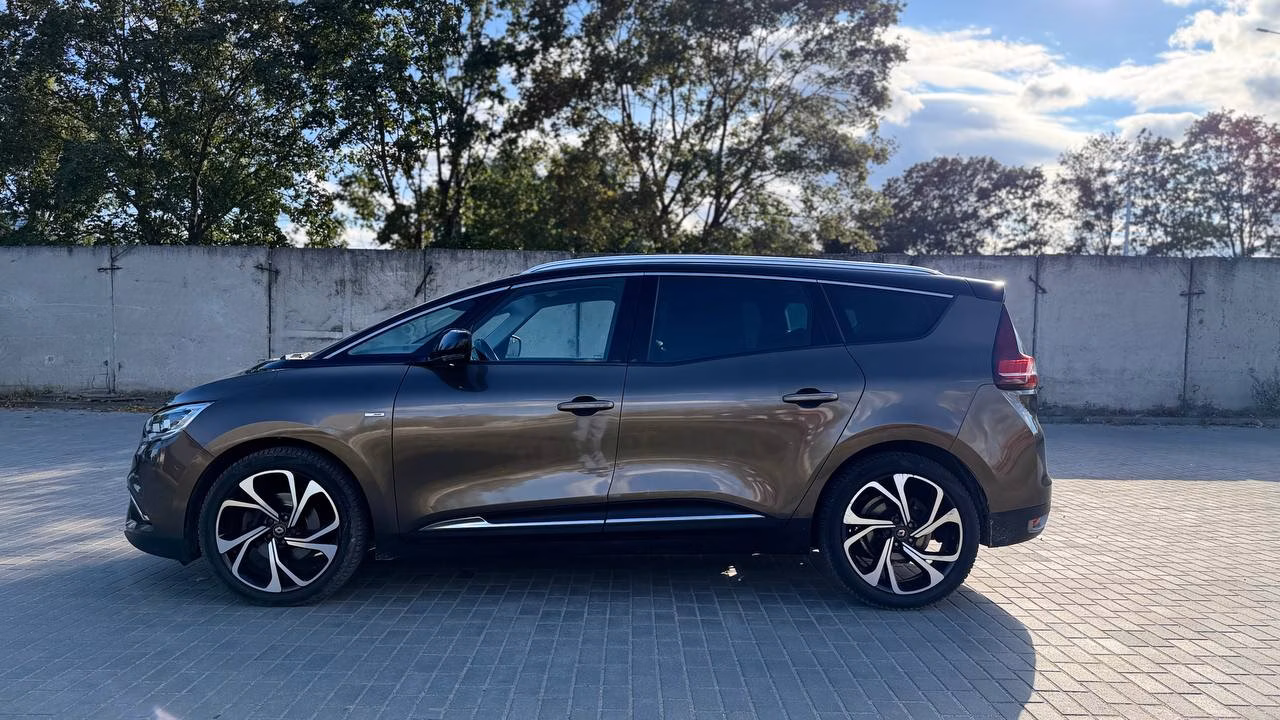 Renault Grand Scenic фото 5