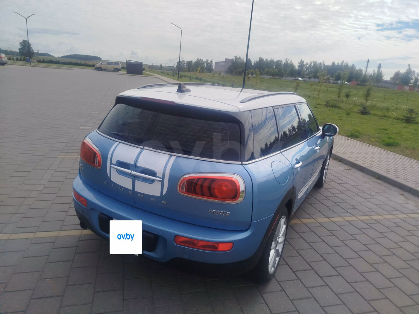 MINI Clubman фото 12