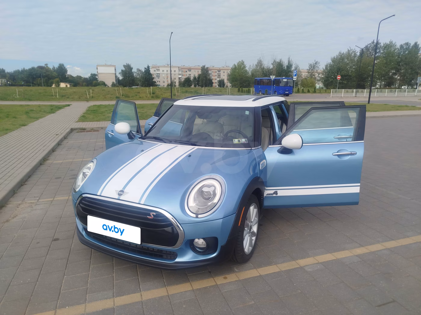 MINI Clubman фото 9