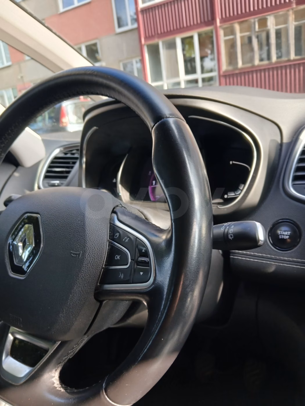 Renault Scenic фото 25